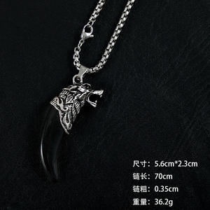 Großhandel Vintage Wolfszahn Paar-Halskette Langer Zahn Drachenzahn Ethnischer Stil Anhänger Edelstahl Herren-Anhänger Halskette - Product Image 6