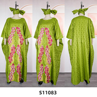 Robe Traditionnelle Africaine Élégante Brodée Grande Taille avec Foulard pour Mariage