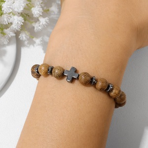 Braccialetto con Perline in Legno e Pietra Naturale con Croce, Set Regalo con Biglietto '<span class=keywords><strong>Dio</strong></span> <span class=keywords><strong>Ti</strong></span> <span class=keywords><strong>Benedica</strong></span>' - Product Image 4