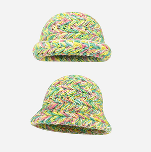 Sombreros de Pescador Tejidos a Crochet para Invierno, Gorros Cálidos Hechos a Mano para Mujer - Product Image 4