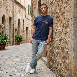 T-Shirt Varsity Retrò da Uomo OEM ODM, Blu Navy con Logo Ricamato, Maglietta Casual in Cotone - Product Image 2