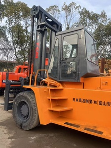 รถยกดีเซล TCM FD 200 ขับเคลื่อน 4 ล้อ ยางลม เสากระโดงสามท่อน ใช้สำหรับงานกลางแจ้งบนพื้นผิวทางเดิน  ระบบไฮดรอลิก  พร้อมอุปกรณ์เปลี่ยนทิศทางล้อด้านข้าง  แบบนั่งขับ - Product Image 5