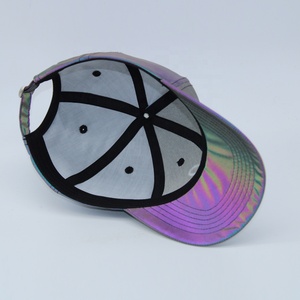 Ricamo personalizzato logo moda nuova vendita calda intera colore argento ad alta visibilità personalizzato bagliore nel cappello da Baseball riflettente scuro - Product Image 6