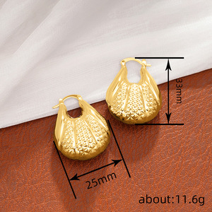 Orecchini a Cerchio Delicati a Forma di Conchiglia per Donne, Eleganti Gioielli da Vacanza in Stile Costiero - Product Image 4