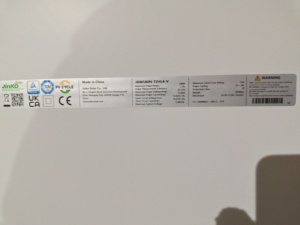 Panel Solar Jinko de 580w, 585 Watts, 590w, 560w, 555w, 550w, Paneles Fotovoltaicos Monocristalinos de Media Celda de 182mm, Tipo N, en Stock en la UE - Product Image 4