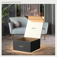 Boîte Cadeau de Luxe en Gros, Rigide, Magnétique, à Rabat, avec Gaufrage, Lamination Mate, Logo Personnalisé Estampé, Fermeture Magnétique Pliable