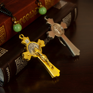 HT Vergoldeter Jesus-Kruzifix-Anhänger Katholische Kirchenkreuz-Halskette mit Rosenkranzperlen Religiöses Geschenk für Männer und Frauen - Product Image 6