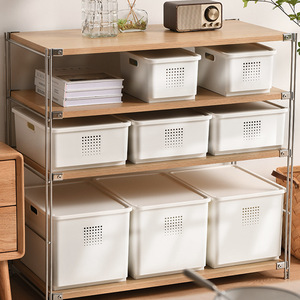 Caja de Almacenamiento de Plástico de Estilo Clásico con Tapa y en Varios Tamaños para Ropa, Juguetes y Aperitivos del Hogar - Product Image 1