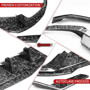 สปลิตเตอร์หน้าคาร์บอนแห้งแบบ 1016 สไตล์ Lamborghini Urus S Performante ผลิตด้วยเทคนิค Autoclave Pre Preg พร้อมใบมีดตรงกลาง - Product Image 2
