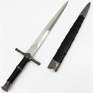 Épée courte de <span class=keywords><strong>chevalier</strong></span> médiéval fantastique avec garde croisée torsadée pour les âges 5-14 ans, unisexe - Product Image 3