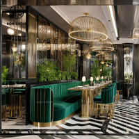Mobilier commercial haut de gamme de luxe pour café Cabines de restaurant en bois velours vert Table en marbre Chaise pour hôtels Cafés