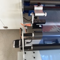 Machine à découper les rouleaux de vinyle Fabriquée en Chine Jiangsu