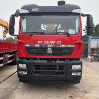 Camion-grue Sinotruk Howo 6x4, grue montée sur camion de 12 tonnes, grue de chantier XCM9, grue à flèche télescopique hydraulique, Weichai 320HP