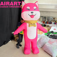 Chat gonflable rose debout avec décoration de collier, Mascotte gonflable pour décoration de produit