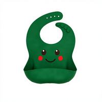 Bavoir en silicone pour bébé avec motif de sourire de Noël, bavoir imperméable de qualité alimentaire, bavoir réutilisable pour l'alimentation des tout-petits, cadeau de Noël pour bébé