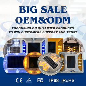 Réflecteur étanche yeux de chat en aluminium feu de marquage Ip68 lumière LED réfléchissante intégrer des goujons de route solaires en plastique étoile - Product Image 5