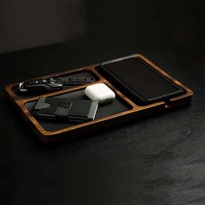 Plateau <span class=keywords><strong>de</strong></span> <span class=keywords><strong>valet</strong></span> en bois <span class=keywords><strong>de</strong></span> noyer et cuir <span class=keywords><strong>de</strong></span> qualité supérieure support <span class=keywords><strong>de</strong></span> <span class=keywords><strong>nuit</strong></span> plateau <span class=keywords><strong>de</strong></span> vanité organisateur <span class=keywords><strong>de</strong></span> bureau stockage et organisateur <span class=keywords><strong>de</strong></span> lunettes <span class=keywords><strong>de</strong></span> soleil - Product Image 2