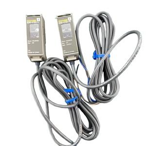 Nouveau capteur photoélectrique E3S-CT61 2m en stock - Product Image 2