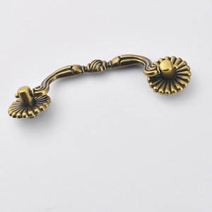 Furniture Handle Bar Zinc Alloy Rustic Style Cabinet Drawer Pull 88mm Hole Spacing European <b>Copper</b> Finish Durable - Product Image 3