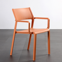 Chaises de salle à manger empilables en plastique de haute qualité EaseNeat, design nordique pour usage domestique et commercial