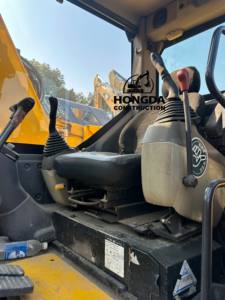 Belles pelles pelles sur chenilles d'occasion Komatsu Pc138us à vendre en bon état Komatsu Pc120 Pc128 Pc138 PC220 Machines de construction - Product Image 6