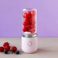 Hoge kwaliteit oplaadbare persoonlijke mini smoothie maker draagbare blender voor kamperen en het maken van fruitsap