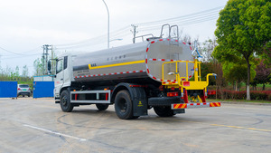 Camión Cisterna Personalizable Diésel 4X2 Dongfeng Tianjin 16300L con Boquilla Giratoria de Alta Presión y Bomba de Agua de Alta Potencia Euro - Product Image 3