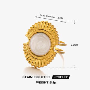 Fashion Retro Stainless Steel Minimalist Ring - 18K Gold Black Drop Oil Exaggerated Fan-shaped Ring, Unique Hip-hop <b>Gift</b> Ring - Product Image 5