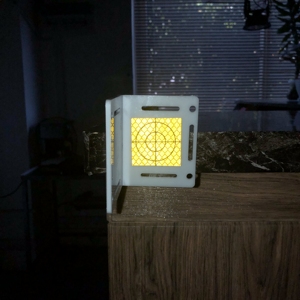 OEM o ODM Total Station Parts Retro <span class=keywords><strong>foglio</strong></span> <span class=keywords><strong>riflettente</strong></span>/target per il rilevamento - Product Image 4