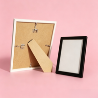 ENJOYBASICS Cadre photo en plastique 12x16 avec passe-partout, à fixer au mur, noir, lot de 2