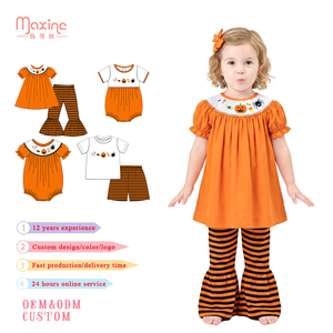 Maxine Set 2 Pezzi per Bambine, Tendenza Halloween, Ricamo a Righe con Motivi Cartoon, Traspirante, Personalizzabile, Maniche Corte - Product Image 1