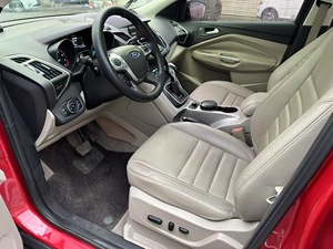 Vehículo Usado en Excelentes Condiciones (90% Nuevo) a Bajo Precio, Auto de <span class=keywords><strong>Segunda</strong></span> <span class=keywords><strong>Mano</strong></span> Ford Kuga 2013 1.6T AWD SUV 125000 Km, Excelente Valor para Exportación - Product Image 5