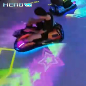 HEROVR รถแข่งแม่เหล็กสำหรับการแข่งขันระหว่างผู้ปกครองและเด็ก โครงสร้างเสริมความแข็งแรง พร้อมระบบฉายภาพ สำหรับความบันเทิงในศูนย์รวมกิจกรรม - Product Image 3