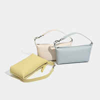Nouvelle Trousse de Maquillage en Raphia Tressé avec Bordure en Cuir, Style Luxe Designer, Organisateur de Maquillage en Paille pour Femme, Idéale Voyage et Plage