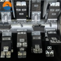 Bloc de caoutchouc universel de remplacement pour grattoir à poils de porc avec insert en acier inoxydable pour équipement d'écorchage de porcs en abattoir