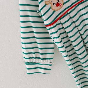 Disponible en Stock, Envío Inmediato, Camisa de Manga Larga para Bebé Niño, Diseño Navideño con Bordado de Reno, Rayas, Cierre de Botones, Cuello Peter Pan - Product Image 4