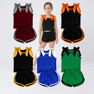 Conjunto de Ropa Casual para Niñas Pequeñas, con Top Corto sin Mangas con Lazo en el Hombro y Detalles en Color, Ropa Deportiva Activa para Niños - Product Image 1