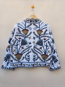 Nueva llegada elegante blanco TNT Suzani cuello corto Tweed chaqueta Floral bordado acolchado Otoño Invierno moda elegante botón - Product Image 4