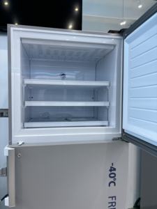 Réfrigérateur-congélateur combiné Midea 506L, contrôle par microprocesseur, affichage LED, -10~ -40C / 2~8C, réfrigérateur médical de laboratoire pour - Product Image 4