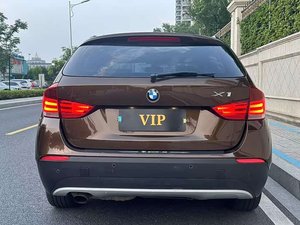 <span class=keywords><strong>BMW</strong></span> <span class=keywords><strong>X1</strong></span> <span class=keywords><strong>2012</strong></span> SDrive18i Edición de Lujo Turbo 4L Gasolina/Automático Sedán con Volante a la Izquierda, Neumáticos R20/R15/R16, Interior Oscuro - Product Image 3