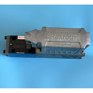 วาล์วควบคุมทิศทาง Rexroth รุ่น 4WRPEH6C4B12L-3X/M/24F1 วาล์วไฮดรอลิกสำหรับใช้งานในอุตสาหกรรม - Product Image 3