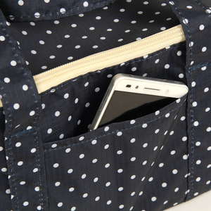 Sac à déjeuner isotherme en tissu Oxford à motifs floraux, carré, grande capacité, avec pochette à glace, pour le voyage, le rangement, sac bento polyvalent - Product Image 4