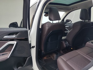 <span class=keywords><strong>BMW</strong></span> <span class=keywords><strong>X1</strong></span> SDrive20Li SUV <span class=keywords><strong>2023</strong></span>, 1.5T Turbo Automatique, 5 Portes, 5 Places, Pneus R18, 6.2L/100km, Cuir, Panoramique, Volant à Gauche, en Stock - Product Image 5