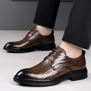 Chaussures habillées en cuir marron à lacets pour hommes, idéales pour le bureau et les occasions formelles, pour jeunes de 18 à 40 ans - Product Image 1
