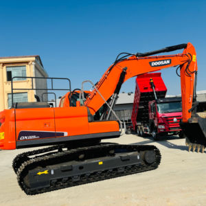 Excavatrice hydraulique Doosan DX225 d'origine, modèle 2024, 22,5 tonnes, moteur et engrenages testés, inspectés, bon état, sans fuites, robuste - Product Image 1