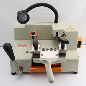 Máquina Duplicadora <span class=keywords><strong>de</strong></span> <span class=keywords><strong>Llaves</strong></span> Wenxing 222A <span class=keywords><strong>de</strong></span> Precio Económico <span class=keywords><strong>de</strong></span> Fábrica XinYe - Product Image 2