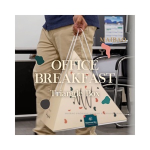 Nouvelle boîte de traiteur <span class=keywords><strong>pyramide</strong></span> en carton pour pâtisseries, gâteaux, desserts, plateaux de présentation, boîte bento <span class=keywords><strong>pyramide</strong></span>, emballage alimentaire personnalisé en forme de <span class=keywords><strong>pyramide</strong></span> - Product Image 4