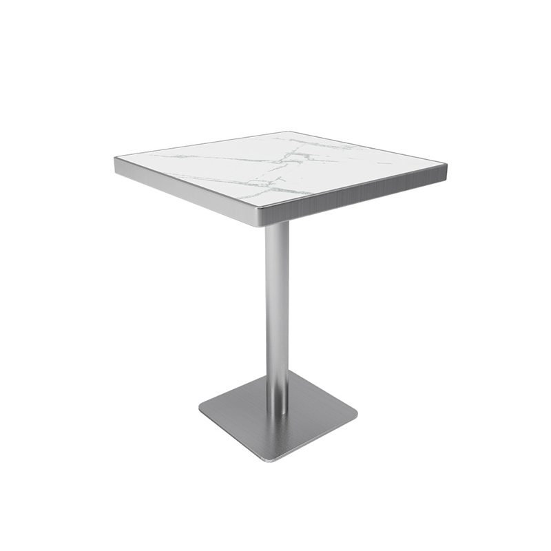 Table carrée