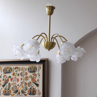 Lampu Gantung Kaca Motif Bunga Tembaga Emas Gaya Vintage Prancis Lampu LED Plafon Ukuran Sedang untuk Kamar Tidur