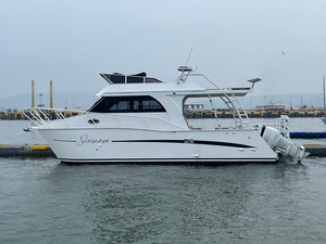 Catamarán Gospel Boat de 8.8m (29 pies) con cabina de aluminio soldado, para pesca, crucero, turismo y ocio. - Product Image 3